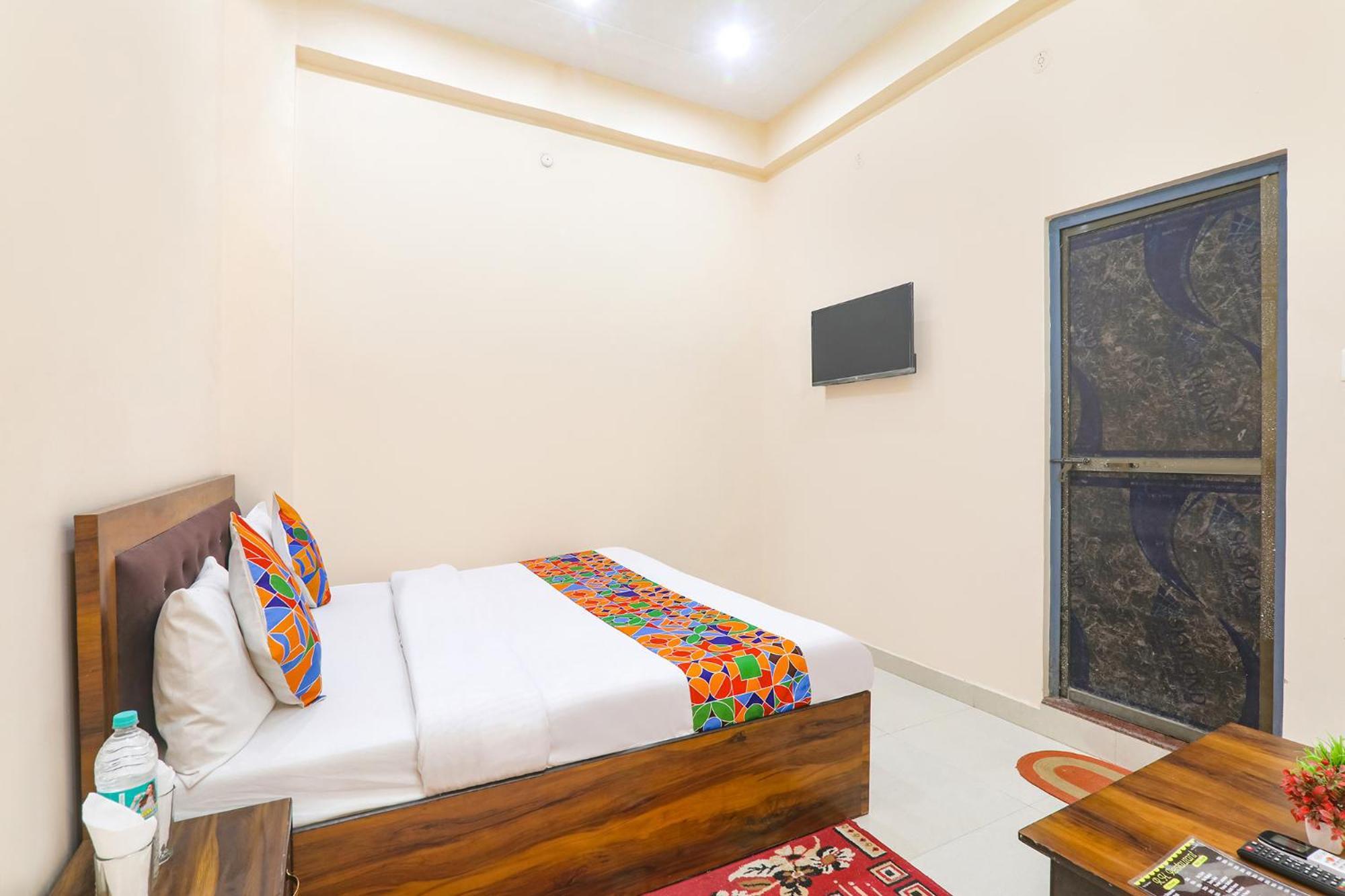 Fabhotel Rk Palace Ayodhya Exteriér fotografie