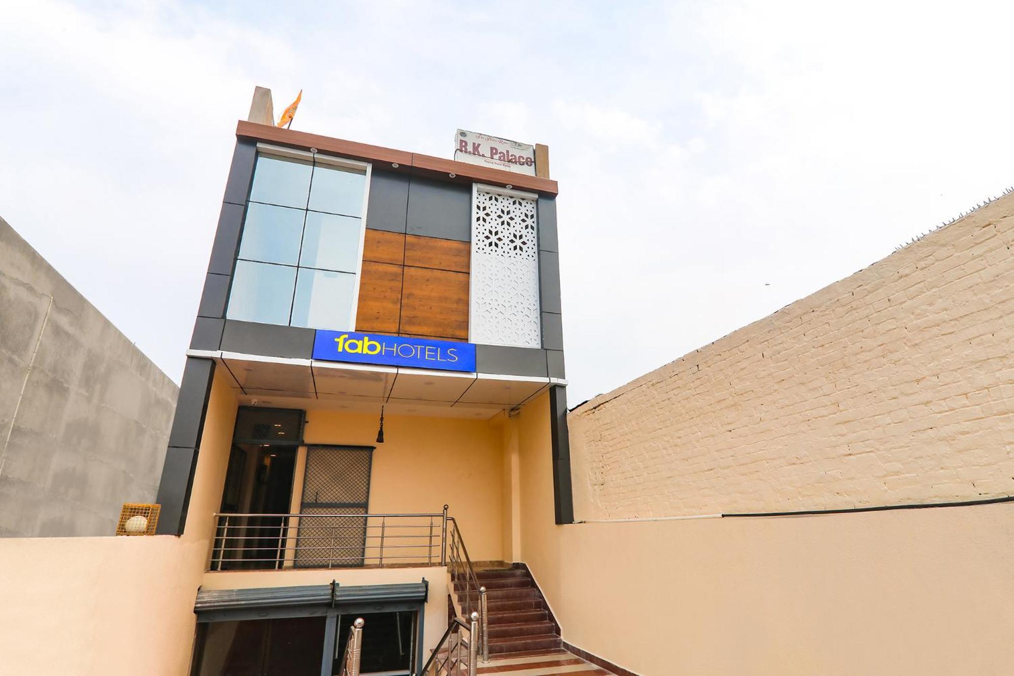 Fabhotel Rk Palace Ayodhya Exteriér fotografie