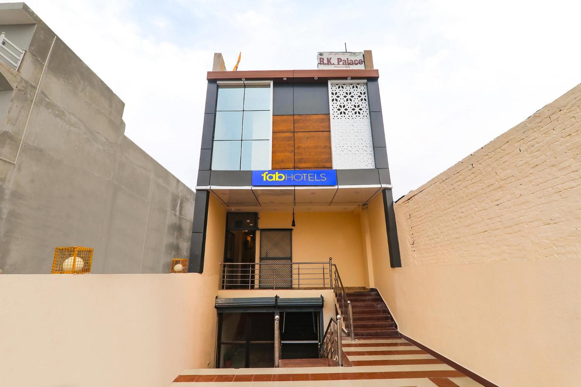 Fabhotel Rk Palace Ayodhya Exteriér fotografie