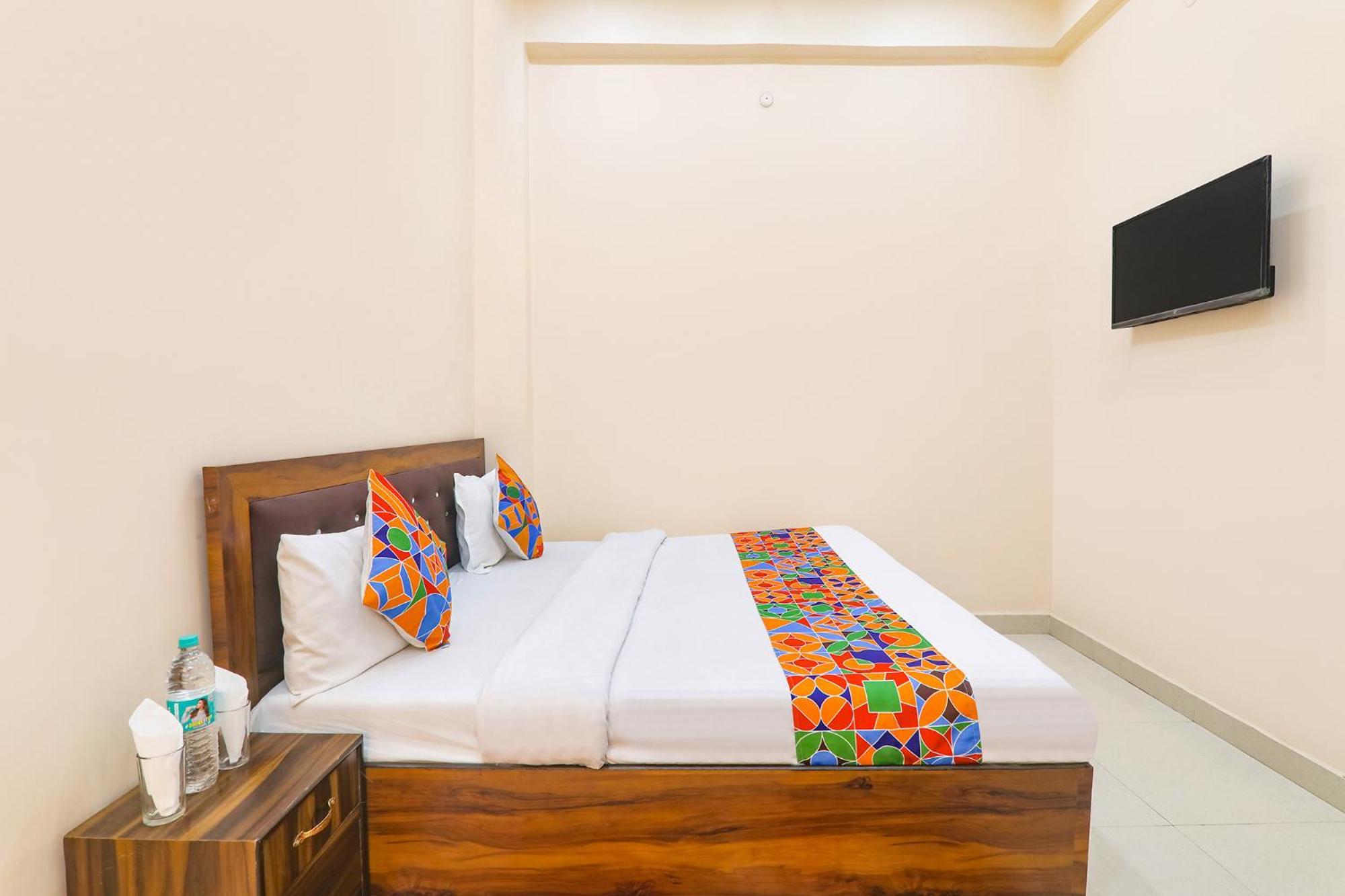 Fabhotel Rk Palace Ayodhya Exteriér fotografie